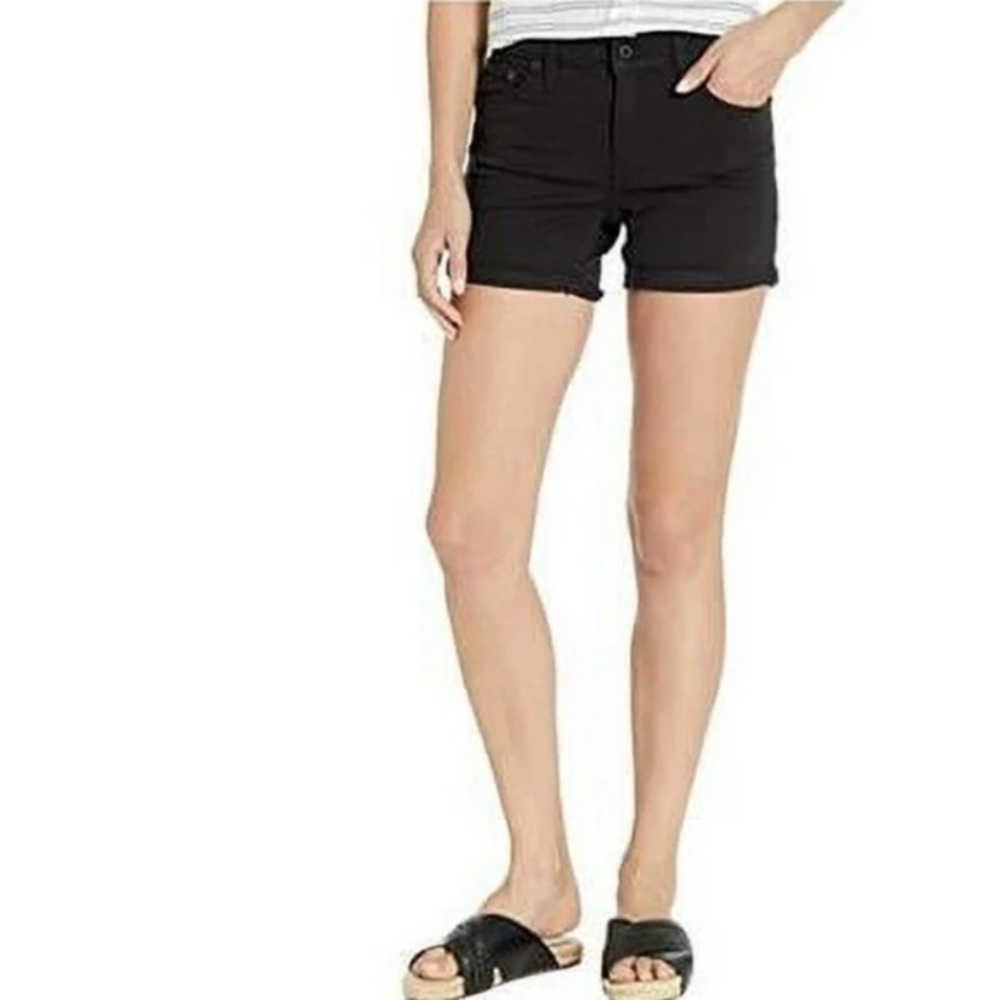 NWT Levi’s Jeans Mid Length Mid Rise Cuffed Size 16 Stretch New 3.5” Inseam